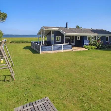 Holiday home Gorgeous In Sams With House Sea View Onsbjerg